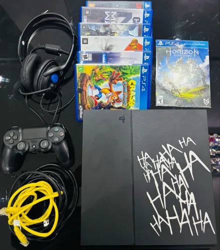 PS4 Jet Black 500GB + 1 Controle + Jogos