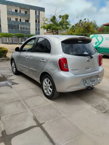 Nissan March SV 1.6 16V Flexstart 5P Mec. 2017