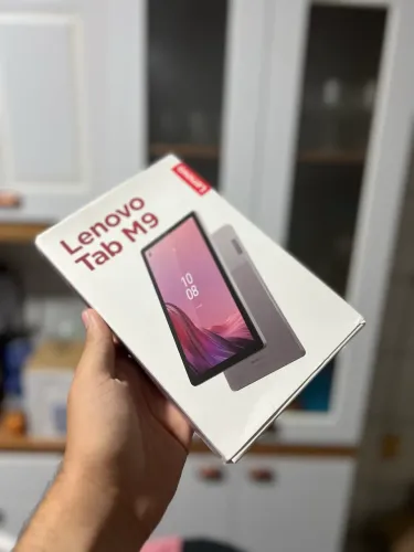 TABLET LENOVO M9