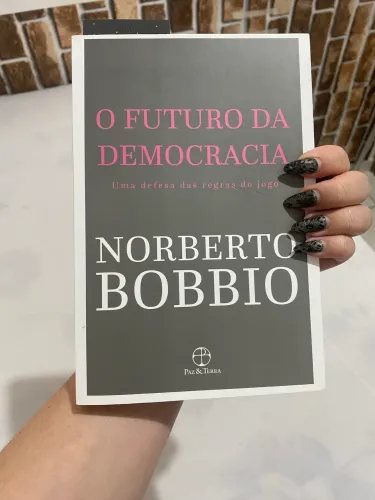 Livro O Futuro da Democracia - Norberto Bobbio | Excelente Estado | R$ 40