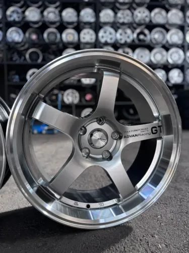 Rodas aro 18 Furação 5x112 5x114 Tala 8.5
