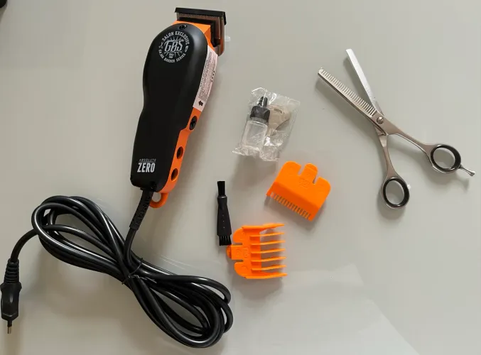 Máquina de Corte GBS + tesoura desfiadeira