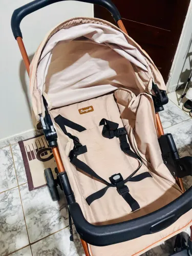 Carrinho de bebê Amour Burigotto