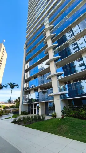 Lindo apartamento a venda no Altiplano -Andar alto com vista mar !