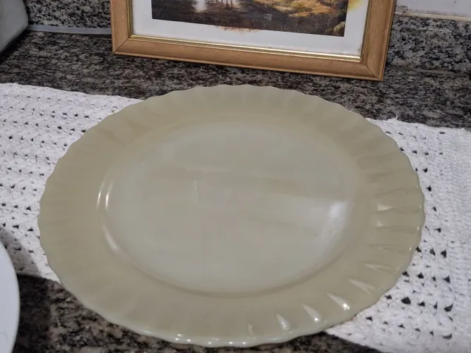 Prato para bolo colorex vintage bege