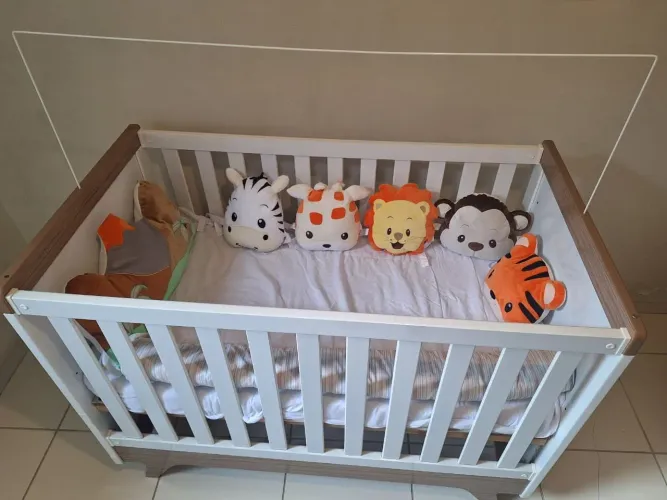 Berço americano com colchão e kit decoração