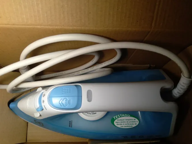 Ferro a Vapor Electrolux