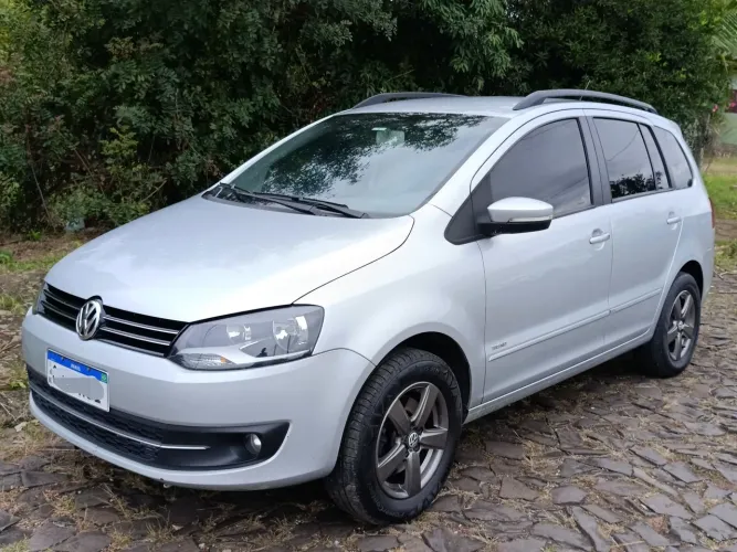 Volkswagen Spacefox 1.6/ 1.6 Trend Total Flex 8V 5P 2014