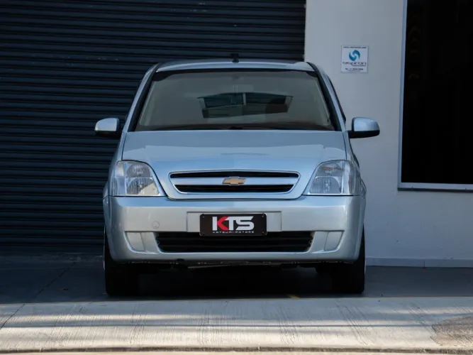 Chevrolet Meriva Premium 1.8 MPFI 8V Flexpower 2011