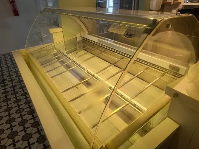 Vitrine Gelato 20 sabores - ISA Gelato Show