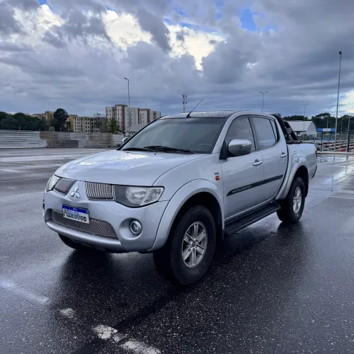 Mitsubishi L200 Triton HPE 3.2 CD TB Int.diesel AUT 2010