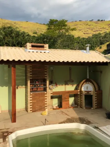 Churrasqueira predial base pra bancada e forno iglu
