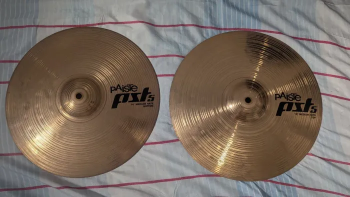 Pratos Paiste hit hat PST5