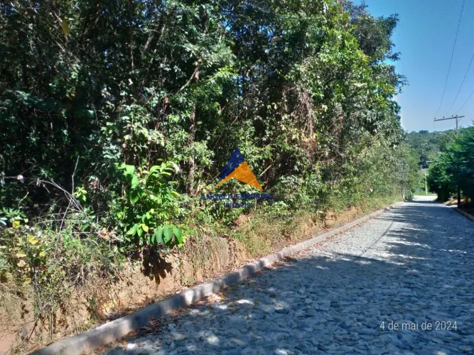 Vende chácara de 5.382,75 m² no condomínio Nosso Rancho em Contagem/ MG