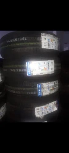 Pneu 185 65 14 Importado novo em até 10x de R$38,00 no cartão de crédito