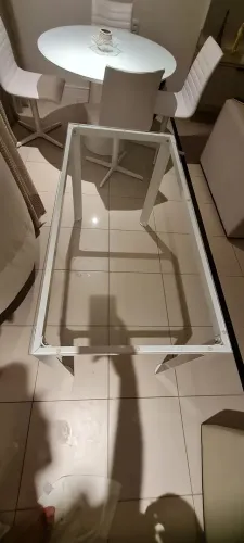 Mesa de vidro Sky da Tok&Stok linda