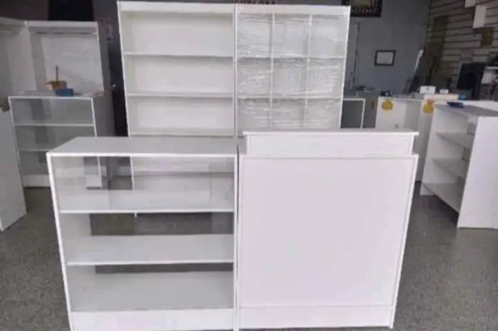 KIT LOJA OU ADEGA / BALCÃO CAIXA+ VITRINE+ PRATELEIRA E COLMÉIA MDF