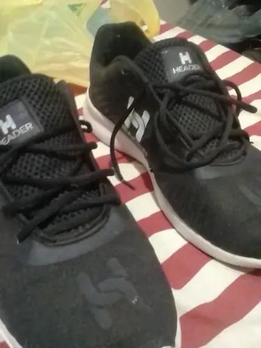 vendo um tenis  numero 43