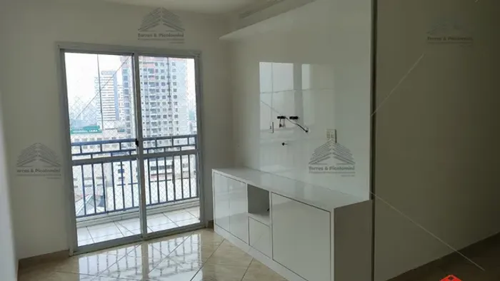Apartamento com 52 m2 a venda na Mooca, Rua Padre Adelino, 2 dormitórios, 1 Vaga, a 500 me