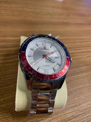 Relógio masculino Naviforce, modelo com catraca rotacional 