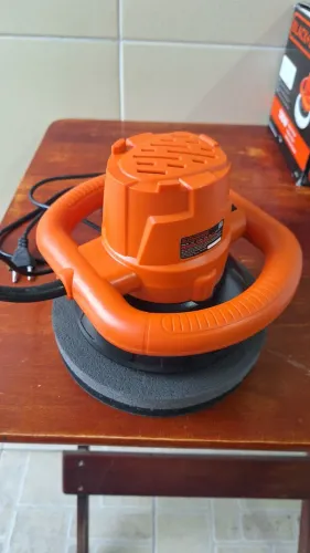 Polidora Orbital Black+Decker 120W - Usada Apenas 1 Vez
