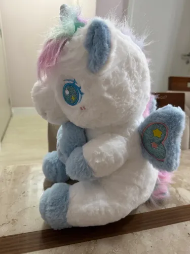 Pelúcia de Unicórnio com Asas e Detalhes 36 cm