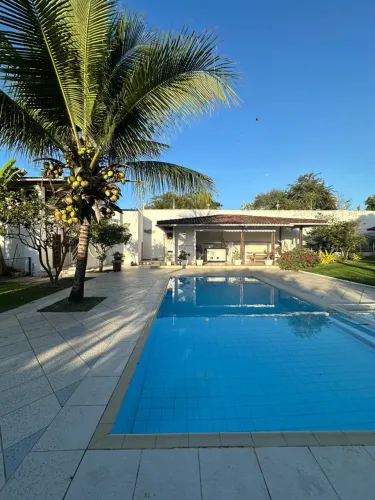 CASA EM CONDOMÍNIO 