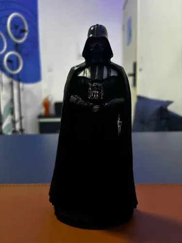 DARTH VADER EM RESINA