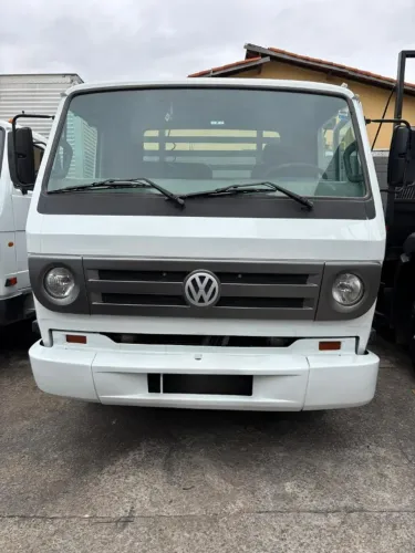 VW 8150 DELIVERY PLUS 2010, MOTOR CUMMINS, FORRADO DE PNEUS