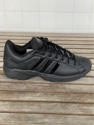 Tênis Adidas Pro Model 2G Low