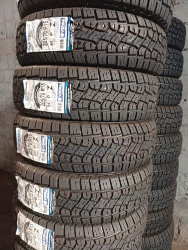 Pneu 215/65-16 pneu rastro liso por apenas 315,00 á vista