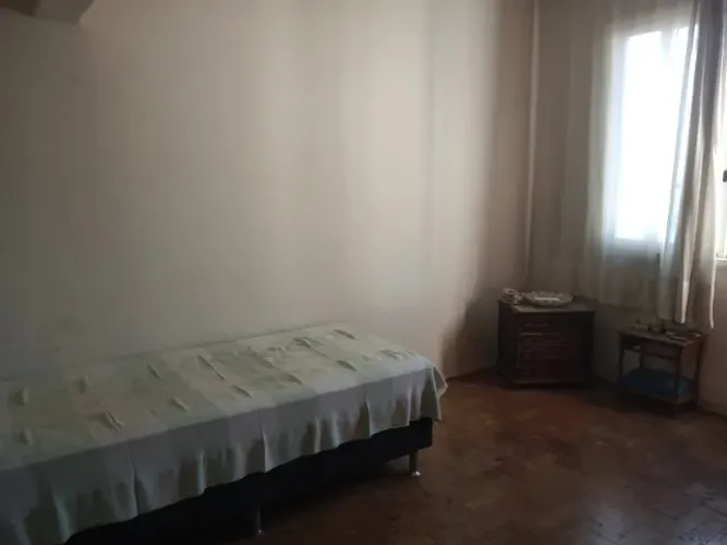 Quarto social mobiliado no Largo do Machado somente para moça que trabalhe fora sem vícios