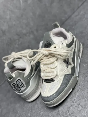 Louis Vuitton Sk8, usado pouquissímas vezes, perfeito estado. Número 43