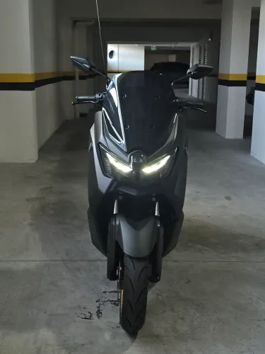 YAMAHA NMAX 160 ABS CONNECTED 2025