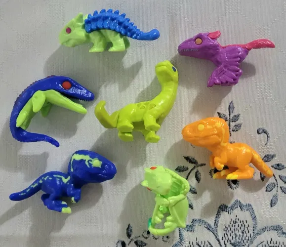 7 Funko Pop Kinder Joy de Jurassic World