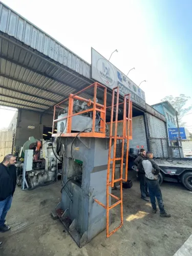 PRENSA HIDRÁULICA MARKUSE - 400 TONELADAS