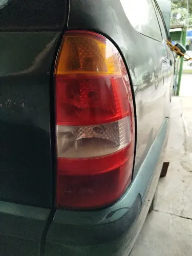 Lanterna Traseira Direita Fiat Palio Weekend