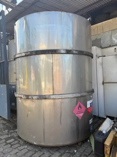 Tanque de Aço Inox - 11000 Litros