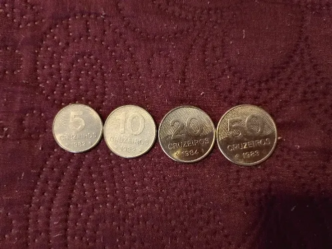 Moedas antigas colecionador