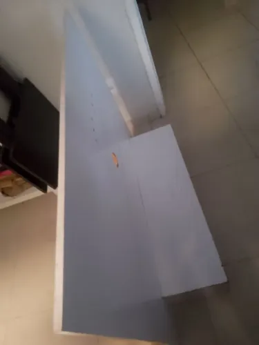 Painel Branco conservado em perfeito estado 