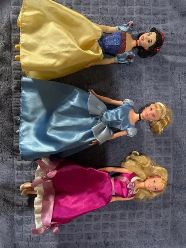 Barbies princesas anos 2000 
