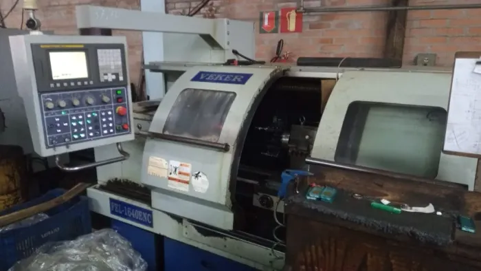 Torno CNC Veker FEL-1640 ENC