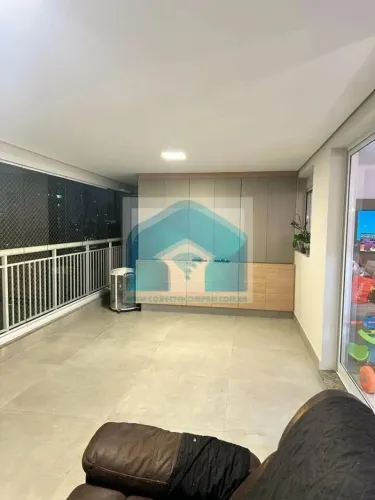 Apartamento em Vila Alexandria - São Paulo