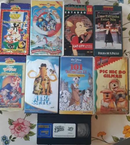 Coleção de Fitas VHS e Dvds - Desenhos e Filmes Antigos