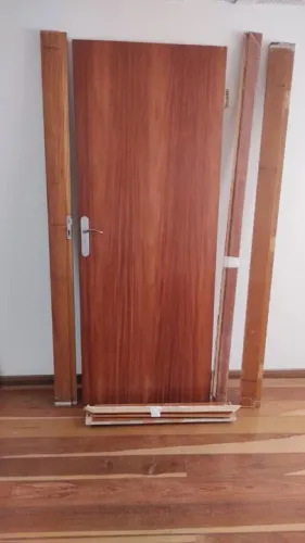 Conjunto, Porta, Marco e Alizar
