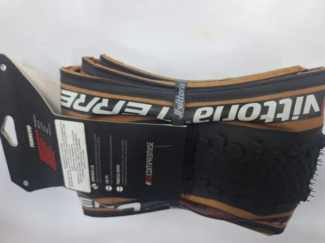 Pneu Vittoria Terreno Terre Graphene 2.0 Tubeless Ready