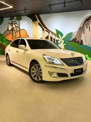 Hyundai Equus 4.6 V8 32V 366cv 4P Aut. 2013