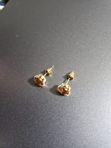 Brincos de Pedra Marrom