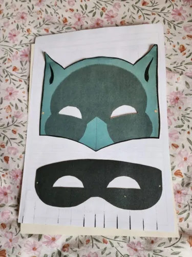 Mascara Batman e Robin 1965 brinde almanaque Ebal
