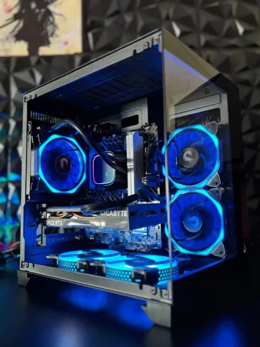 Pc Gamer Ryzen 5 5600X com RX 7600 